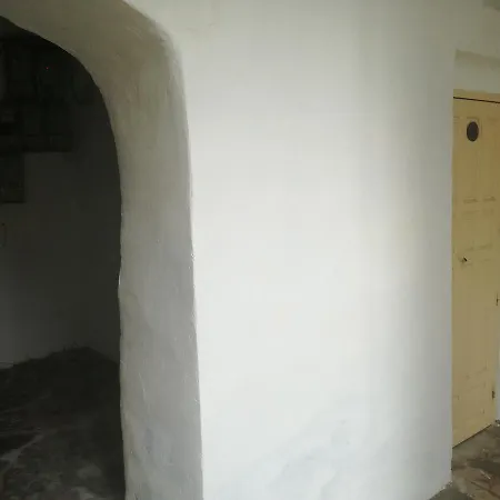 La Mirilla 2 *